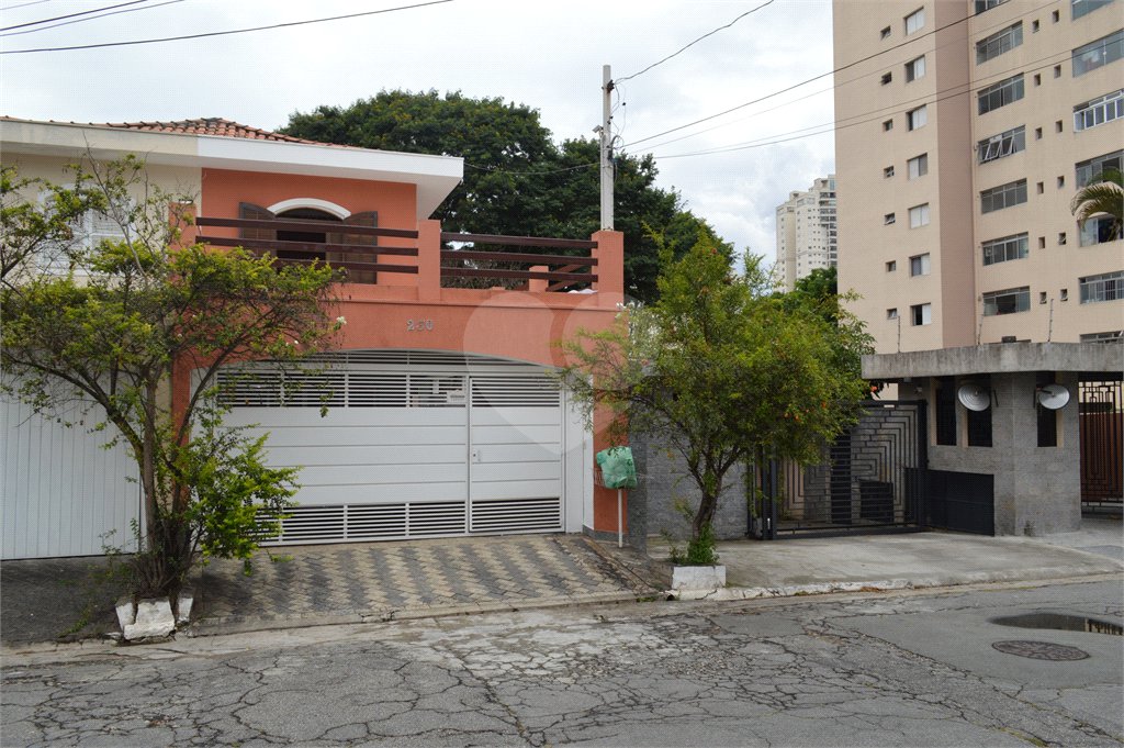 Casa à venda com 3 quartos, sendo 1 suíte, em Jardim Prudência, São Paulo, SP
