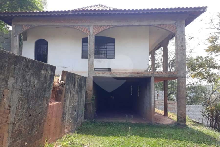 Casa à venda com 2 quartos em Mato Dentro, Mairiporã, SP