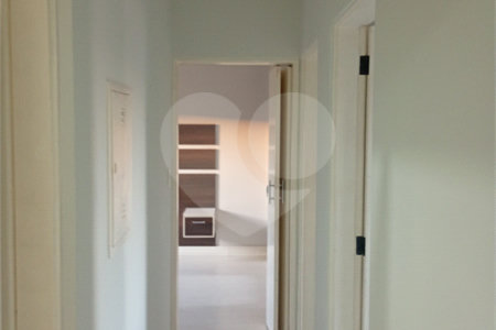 Apartamento à venda com 3 quartos, sendo 1 suíte, em Vila Oliveira, Mogi das Cruzes, SP