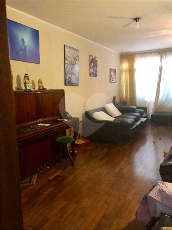 Sobrado à venda ou para alugar com 4 quartos, sendo 1 suíte, em Brooklin Paulista, São Paulo, SP