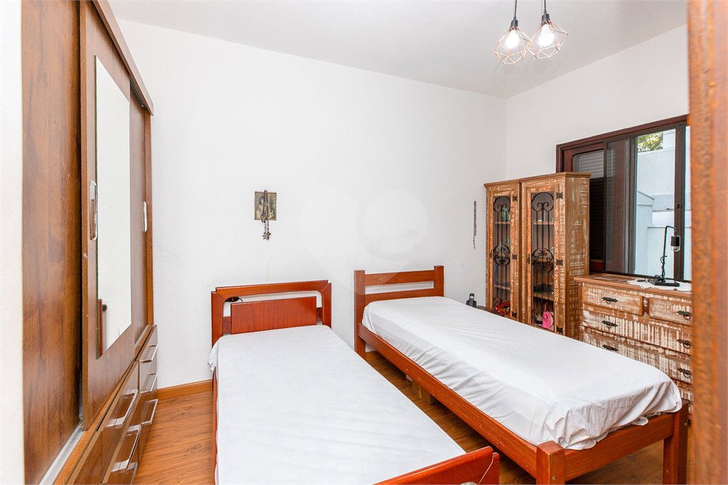 Sobrado à venda com 3 quartos, sendo 1 suíte,  em Cidade Monções, São Paulo, SP