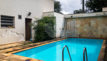 Casa à venda com 3 quartos, sendo 2 suítes,  em Granja Julieta, São Paulo, SP