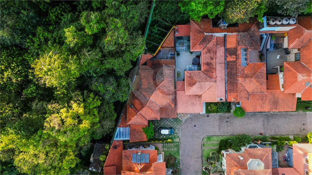 Casa à venda ou para alugar com 4 quartos, sendo 3 suítes,  no condomínio Da Serra, São Paulo - SP
