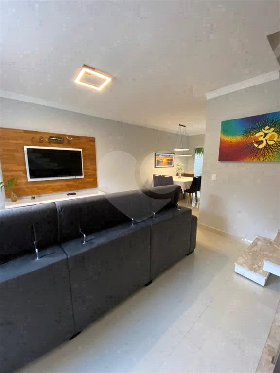 Casa à venda com 3 suítes no condomínio Belle Villle, São Paulo - SP
