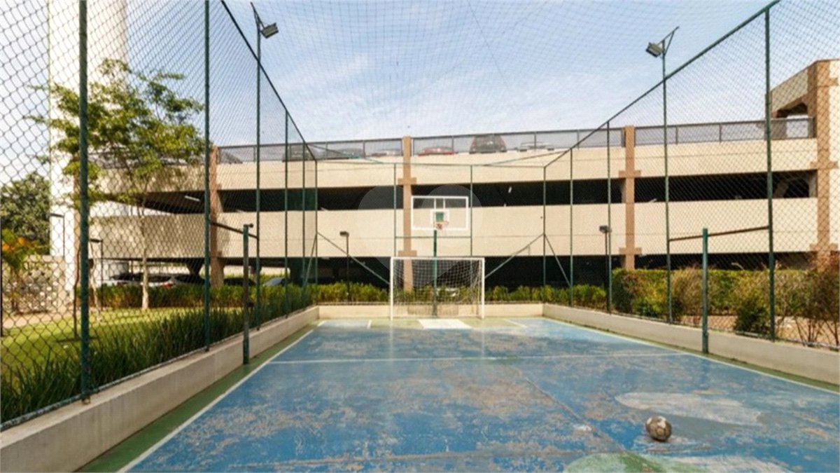 Apartamento à venda com 3 quartos, sendo 1 suíte,  em Vila Medeiros, São Paulo, SP