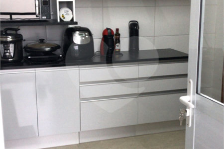 Casa à venda com 3 suítes no condomínio Horto Florestal II, Sorocaba - SP