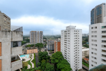 Cobertura à venda com 3 quartos, sendo 1 suíte, em Vila Pirajussara, São Paulo, SP