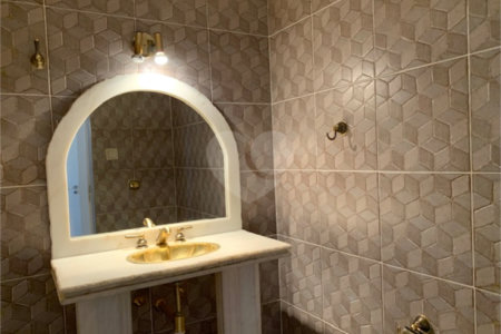 Apartamento à venda com 3 quartos, sendo 1 suíte, em Alto da Boa Vista, São Paulo, SP