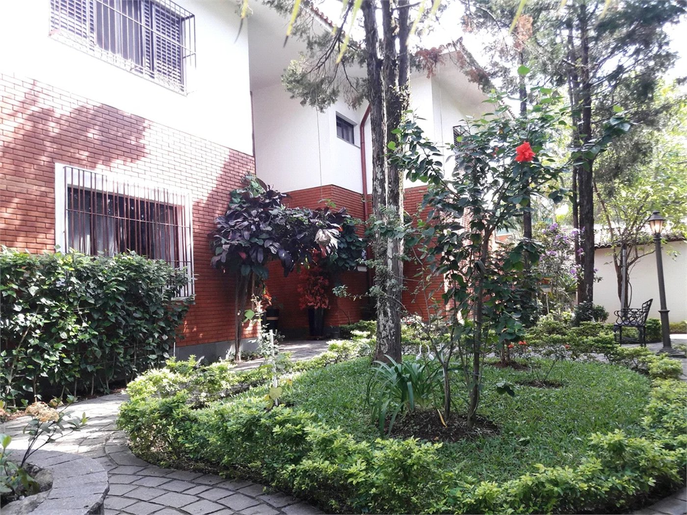 Casa à venda com 5 quartos, sendo 3 suítes, em Butantã, São Paulo, SP