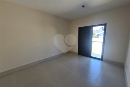 Casa à venda com 3 suítes no condomínio Loteamento Recanto dos Paturis, Vinhedo - SP