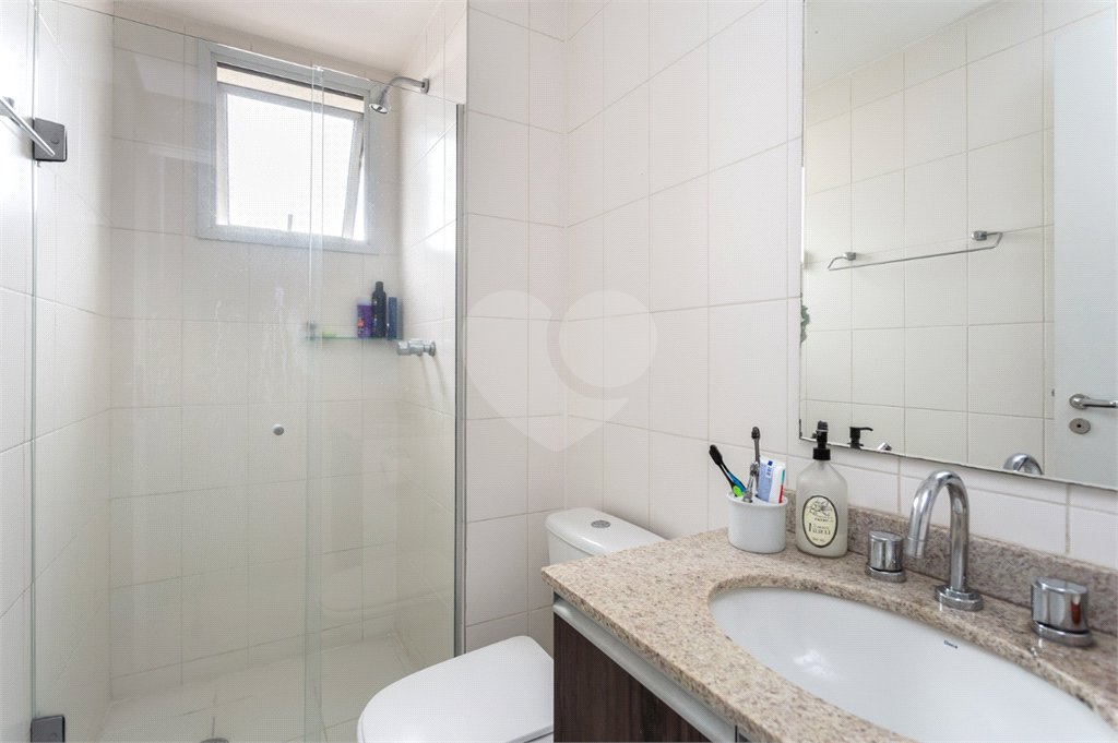Apartamento à venda com 3 quartos, sendo 1 suíte, em Vila Anastácio, São Paulo, SP