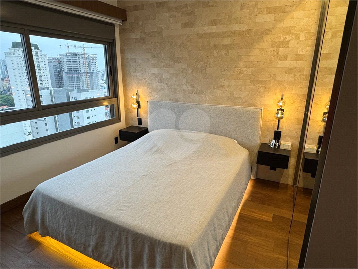 Apartamento à venda com 3 quartos, sendo 2 suítes, em Vila Mariana, São Paulo, SP