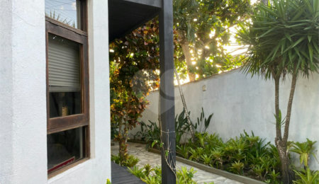 Condomínio à venda com 2 quartos, sendo 1 suíte,  em Geribá, Armação dos Búzios, RJ