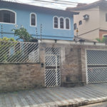 Sobrado à venda com 4 quartos, sendo 1 suíte, em Tremembé, São Paulo, SP