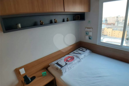 Apartamento à venda com 33m² - Brás.