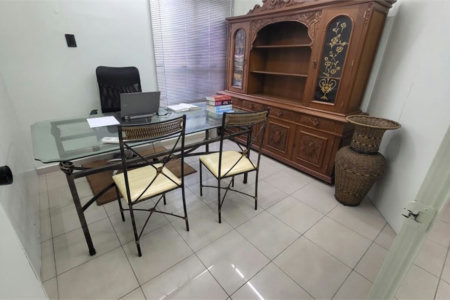 Sala Comercial à venda, Encruzilhada, Santos - SA0102.