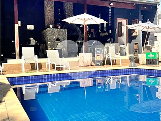 Casa à venda com 4 suítes no condomínio Sausalito, Mairiporã - SP