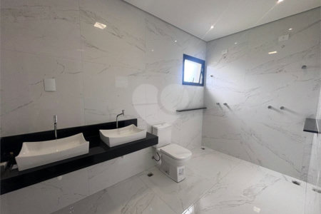 Casa à venda com 3 suítes no condomínio Campos do Conde I e II, Sorocaba - SP