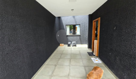 Casa à venda com 3 quartos, sendo 2 suítes,  no condomínio Residencial Marina, Itapetininga - SP