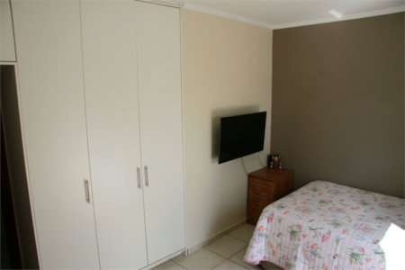Sobrado à venda com 5 quartos, sendo 1 suíte,  em Jaguaré, São Paulo, SP