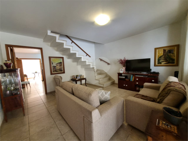 Casa à venda com 3 quartos, sendo 1 suíte, em Jardim França, São Paulo, SP