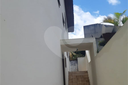 Sobrado à venda com 3 quartos, sendo 1 suíte, em Jardim Bonfiglioli, São Paulo, SP