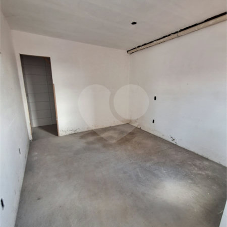 Casa à venda com 2 quartos no condomínio Ângelo Calandrino, São Paulo - SP