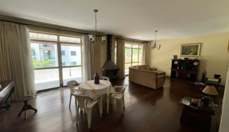 Casa à venda com 4 quartos, sendo 1 suíte,  em Jardim das Vertentes, São Paulo, SP