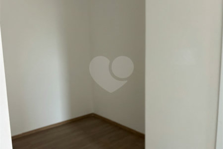 Apartamento à venda com 3 suítes em Vila Lucy, Sorocaba, SP