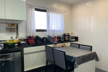 Cobertura à venda com 4 quartos, sendo 2 suítes, em Campo Belo, São Paulo, SP