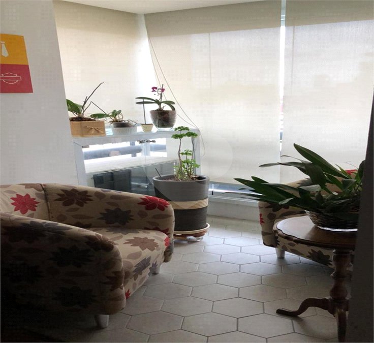 Apartamento à venda com 2 quartos, sendo 1 suíte, em Moema, São Paulo, SP