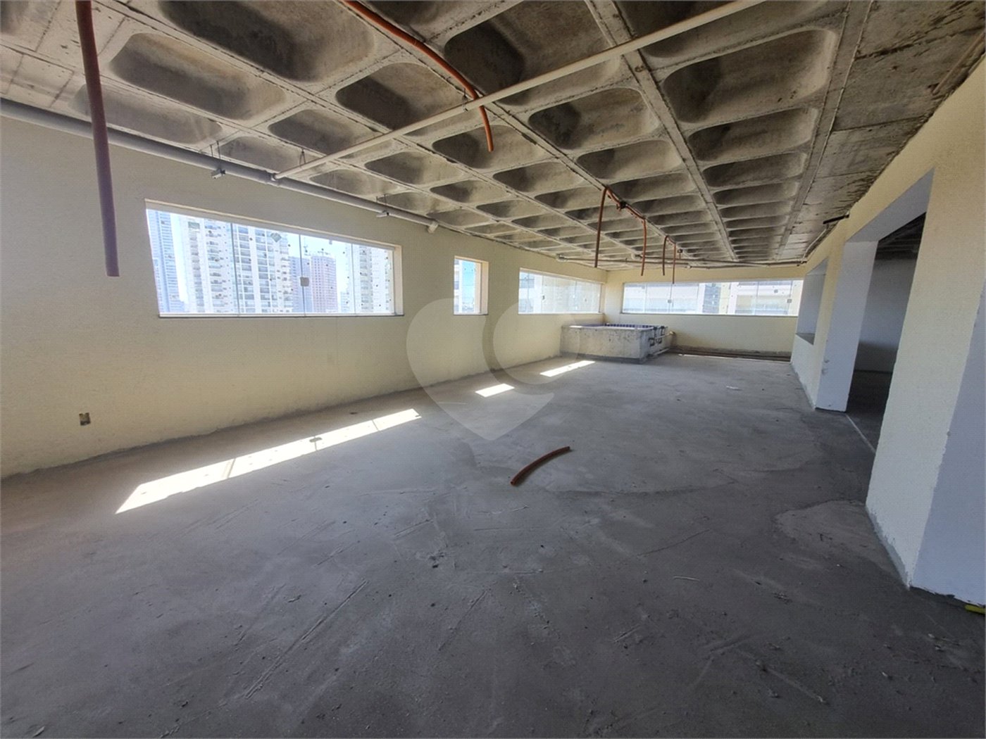 Apartamento à venda com 4 quartos, sendo 3 suítes, em Jardim Judith, Sorocaba, SP