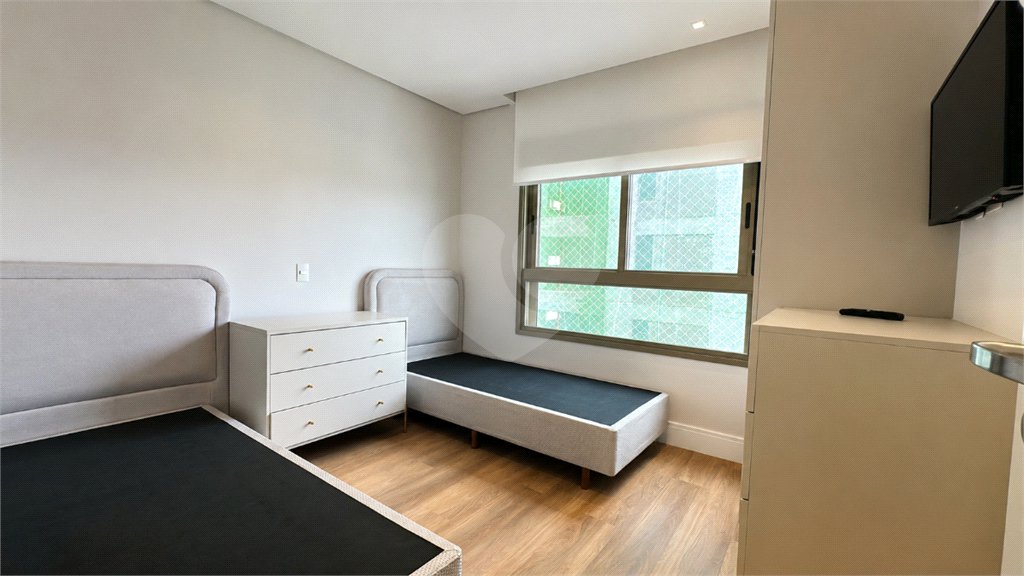 Apartamento à venda com 3 suítes em Indianópolis, São Paulo, SP