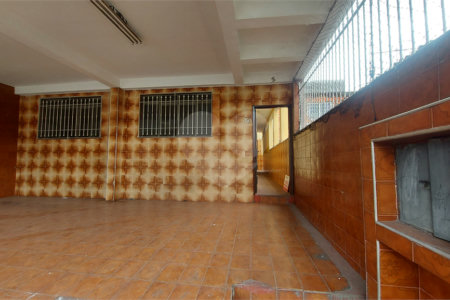 Sobrado à venda com 4 quartos, sendo 1 suíte,  em Vila Guarani (z Sul), São Paulo, SP