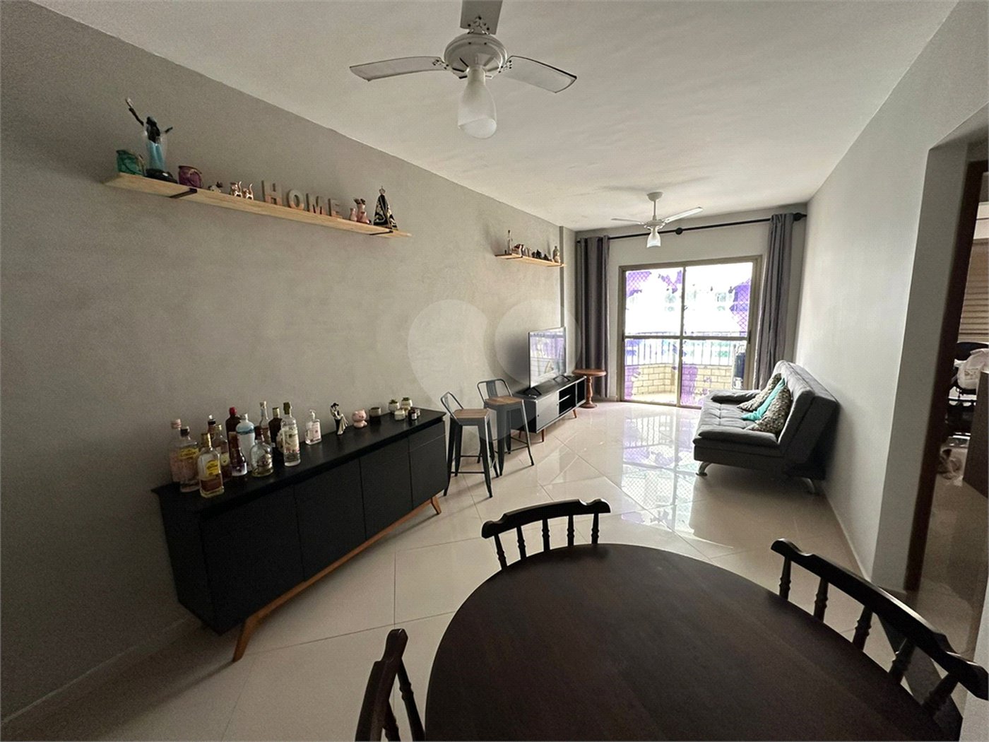 Apartamento à venda com 2 quartos, sendo 1 suíte,  em Aviação, Praia Grande, SP