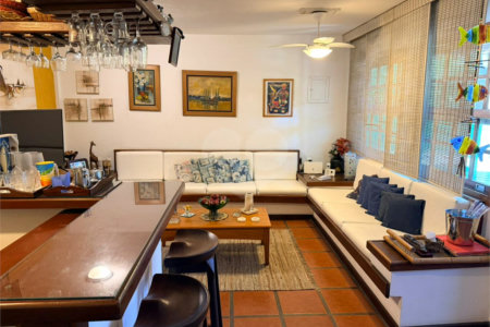 Casa em condomínio à venda com 3 quartos, sendo 1 suíte,  em Manguinhos, Armação dos Búzios, RJ