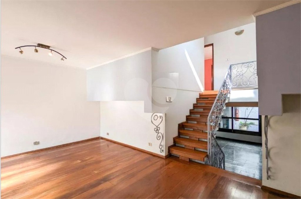 Casa à venda com 3 quartos, sendo 1 suíte,  em Jardim do Mar, São Bernardo do Campo, SP