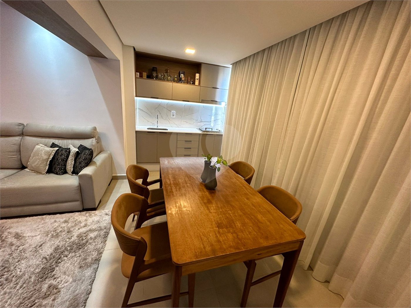 Apartamento à venda com 3 quartos, sendo 1 suíte, em Parque Campolim, Sorocaba, SP