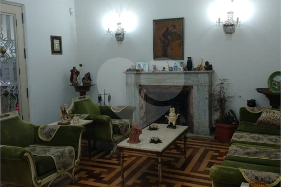 Sobrado à venda com 4 quartos em Sumaré, São Paulo, SP