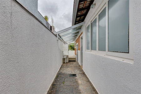 Sobrado à venda ou para alugar com 3 quartos, sendo 1 suíte, em Chácara Monte Alegre, São Paulo, SP