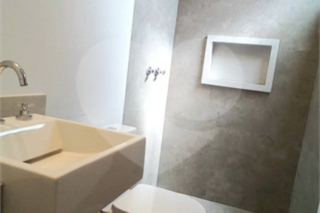 Casa Térrea à venda com 3 suítes em Jardim Valencia, Ribeirão Preto, SP