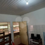 Casa à venda com 2 quartos em Vila Bernadotti, Mogi das Cruzes, SP