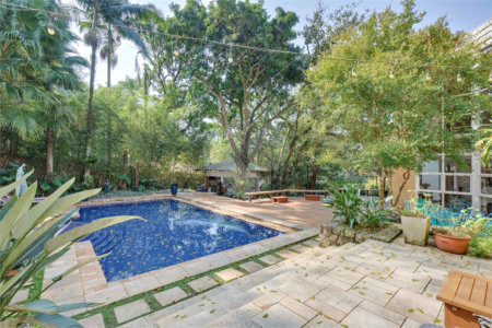 Casa à venda com 5 suítes no condomínio Chácara Flora, São Paulo - SP