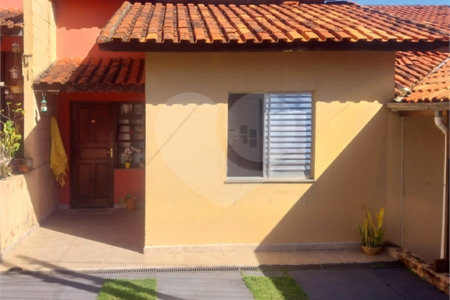 Casa à venda com 3 quartos no condomínio Millenion Iii, Mogi das Cruzes - SP