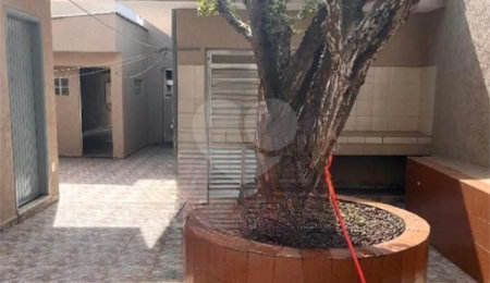Sobrado à venda com 4 quartos, sendo 1 suíte, em Alto da Lapa, São Paulo, SP