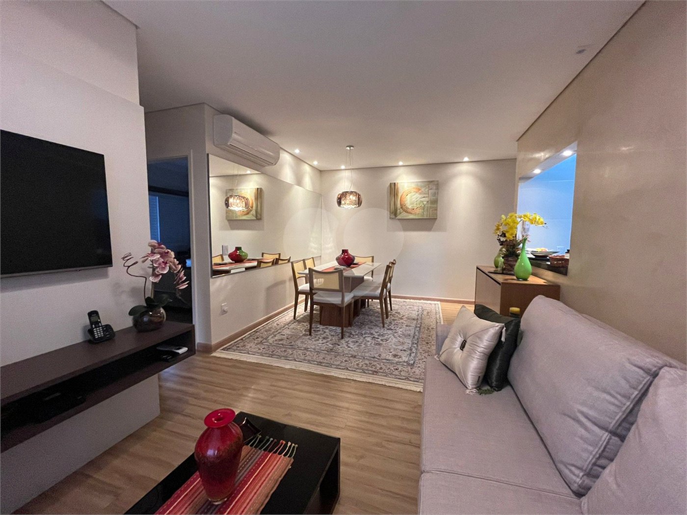 Apartamento à venda com 3 suítes em Pinheirinho, Vinhedo, SP