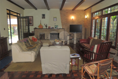 Casa à venda ou para alugar com 4 suítes em Santo Amaro, São Paulo, SP