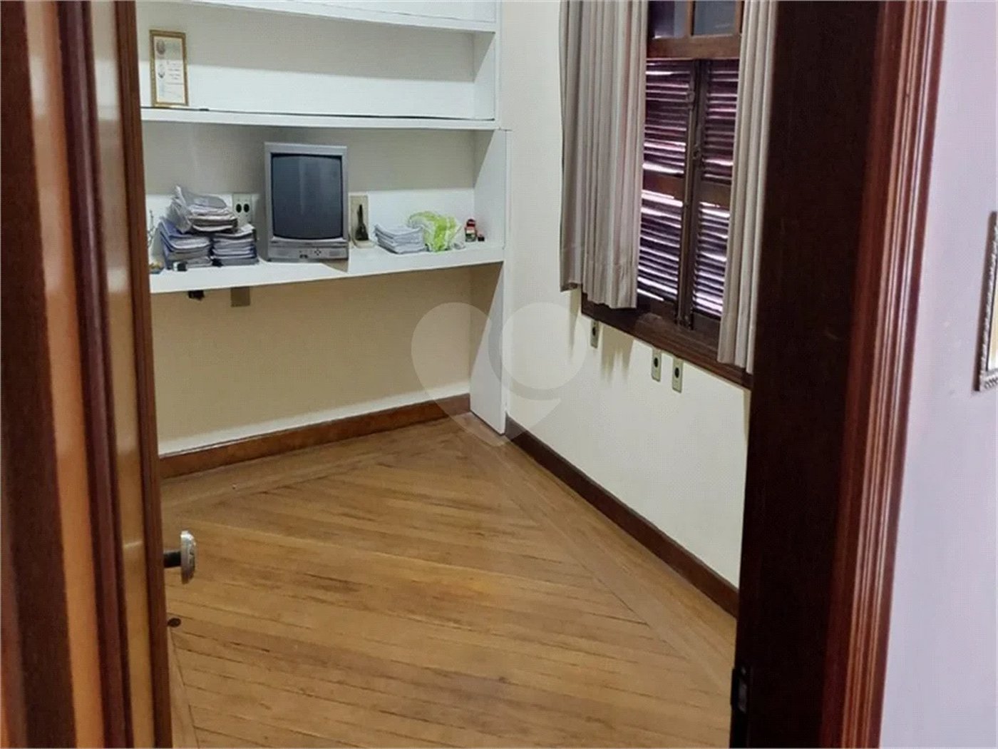 Casa com dois pavimentos na Barra Funda: