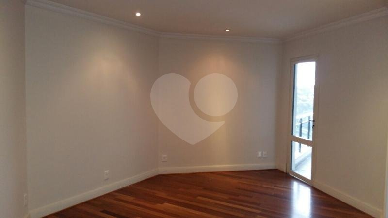 Apartamento à venda com 4 suítes em Alto da Boa Vista, São Paulo, SP