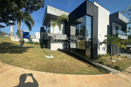Casa em condomínio à venda com 3 suítes em Cajuru do Sul, Sorocaba, SP